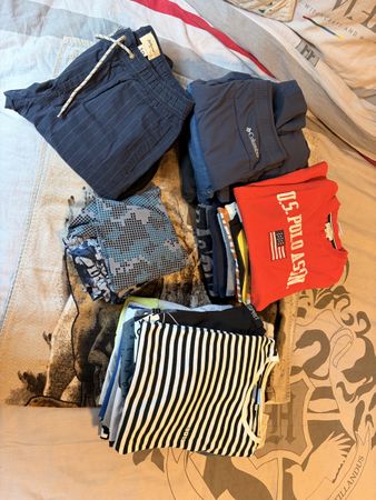 Kleiderpaket für Jungs, Grösse 138/152, Top Zustand!