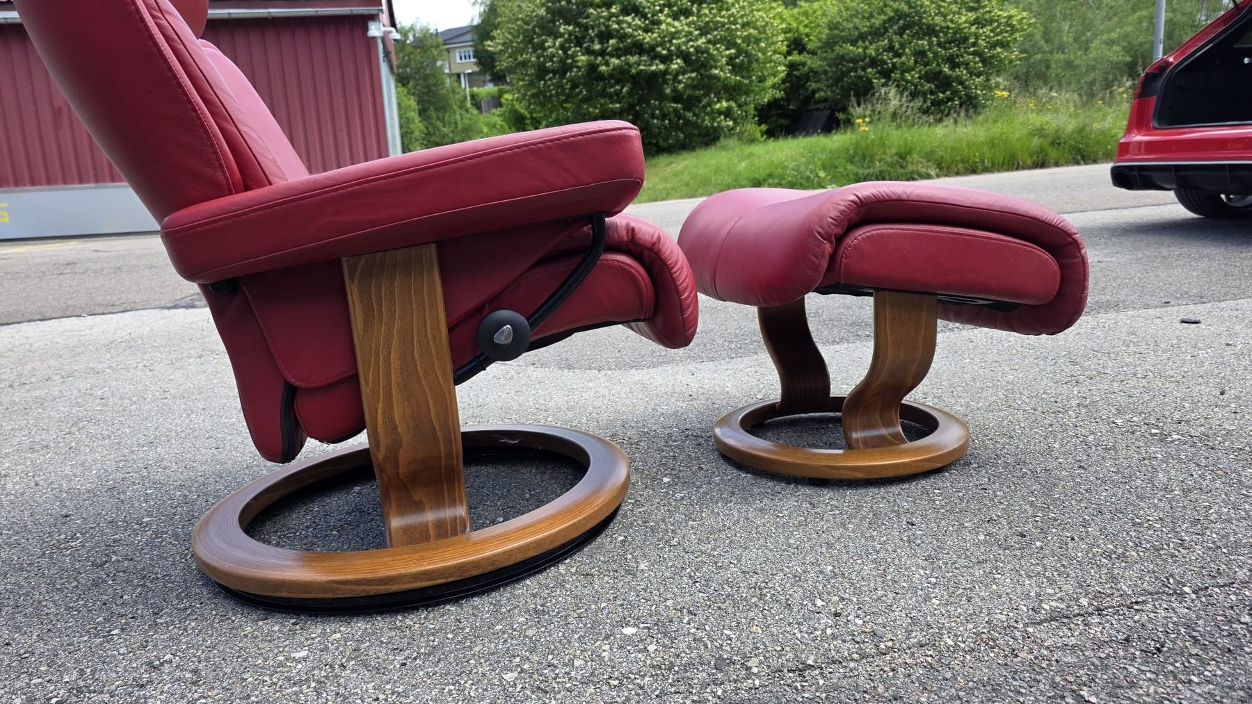 Stressless Sessel: Fauteuil Stressless Magic + Ottoman - Cuir Rouge – Gebraucht aus Le Locle von marylise01 7