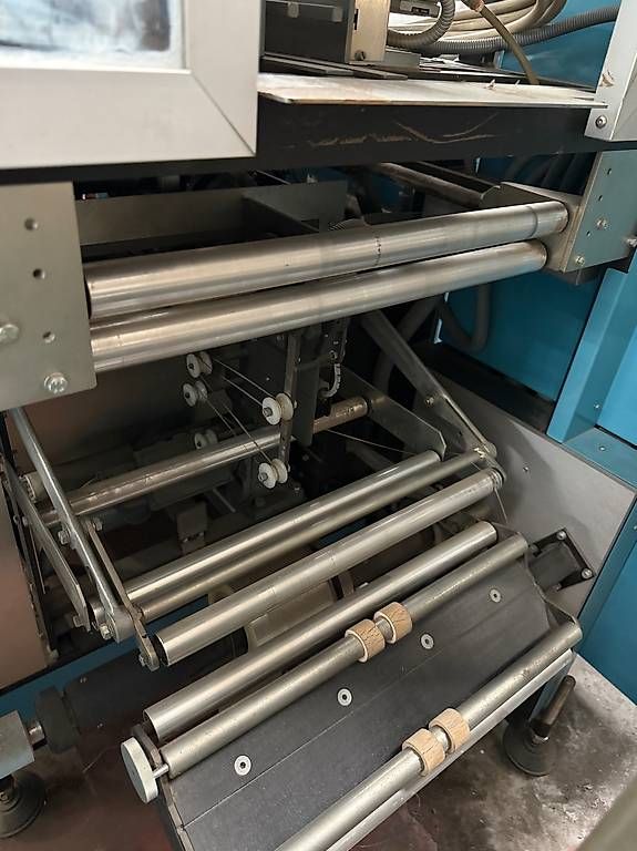 Tutte le macchine: Verpackungsmaschine / Einschlagmaschine – Usato da Oberhelfenschwil venduto da Erselbst 1