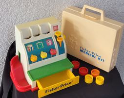 Vintage Fisher-Price Spielkasse und Medical Kit 70er Jahre 