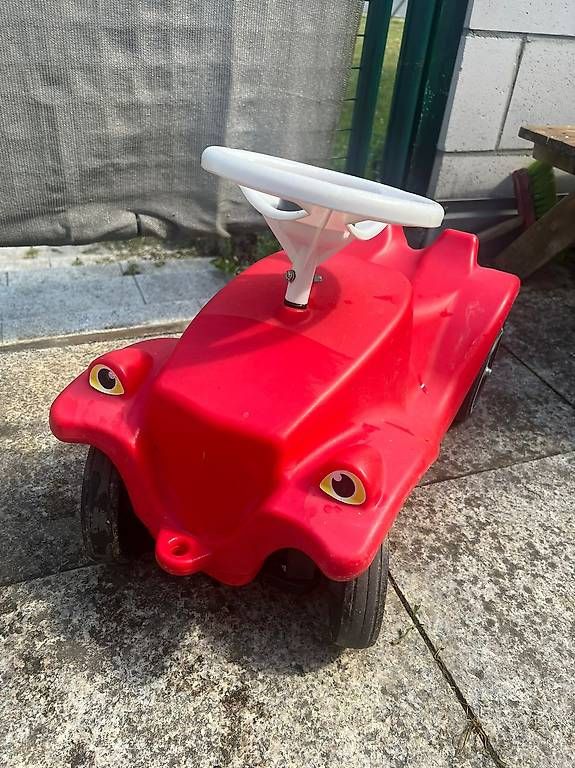 Veicoli per bambini: Classic rotes Bobbycar – Usato da Veltheim AG venduto da ngc_xg6n