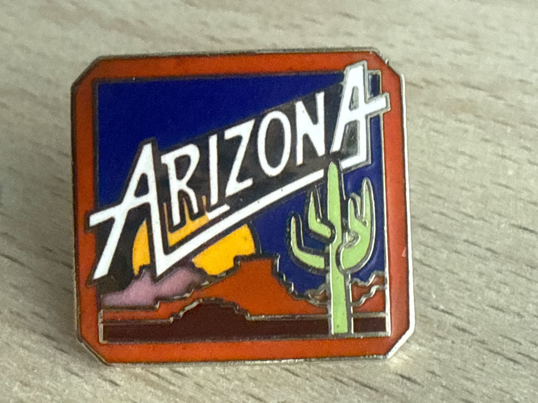 Placchette & Badge: Pin Arizona – Usato da Glattbrugg venduto da Schweigmatt