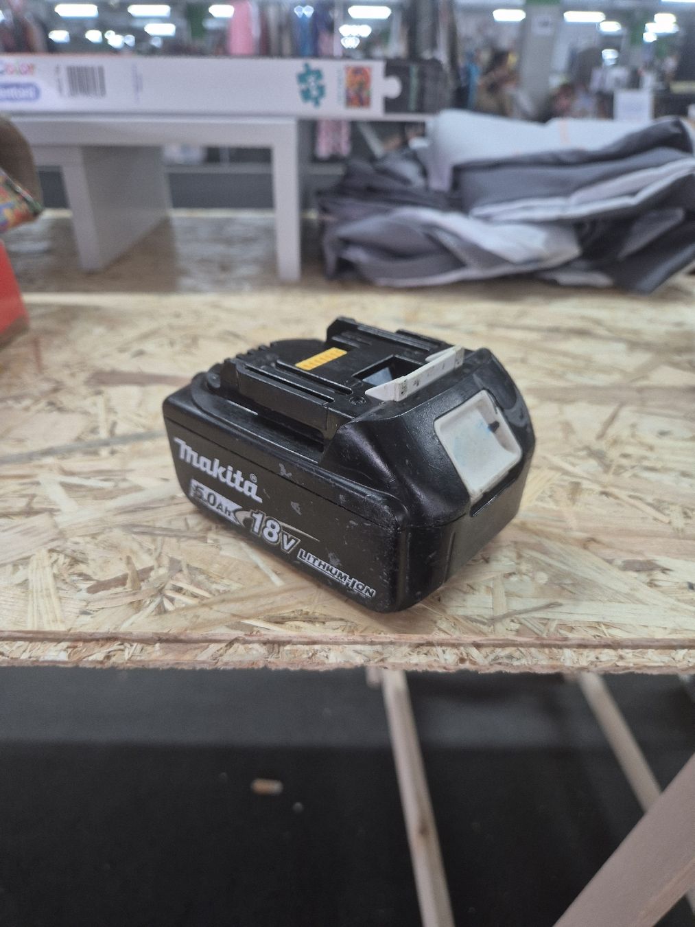 Makita Trapani: Makita DHP482 Akkuschrauber 18V – Usato da Hergiswil NW venduto da kedova3 3