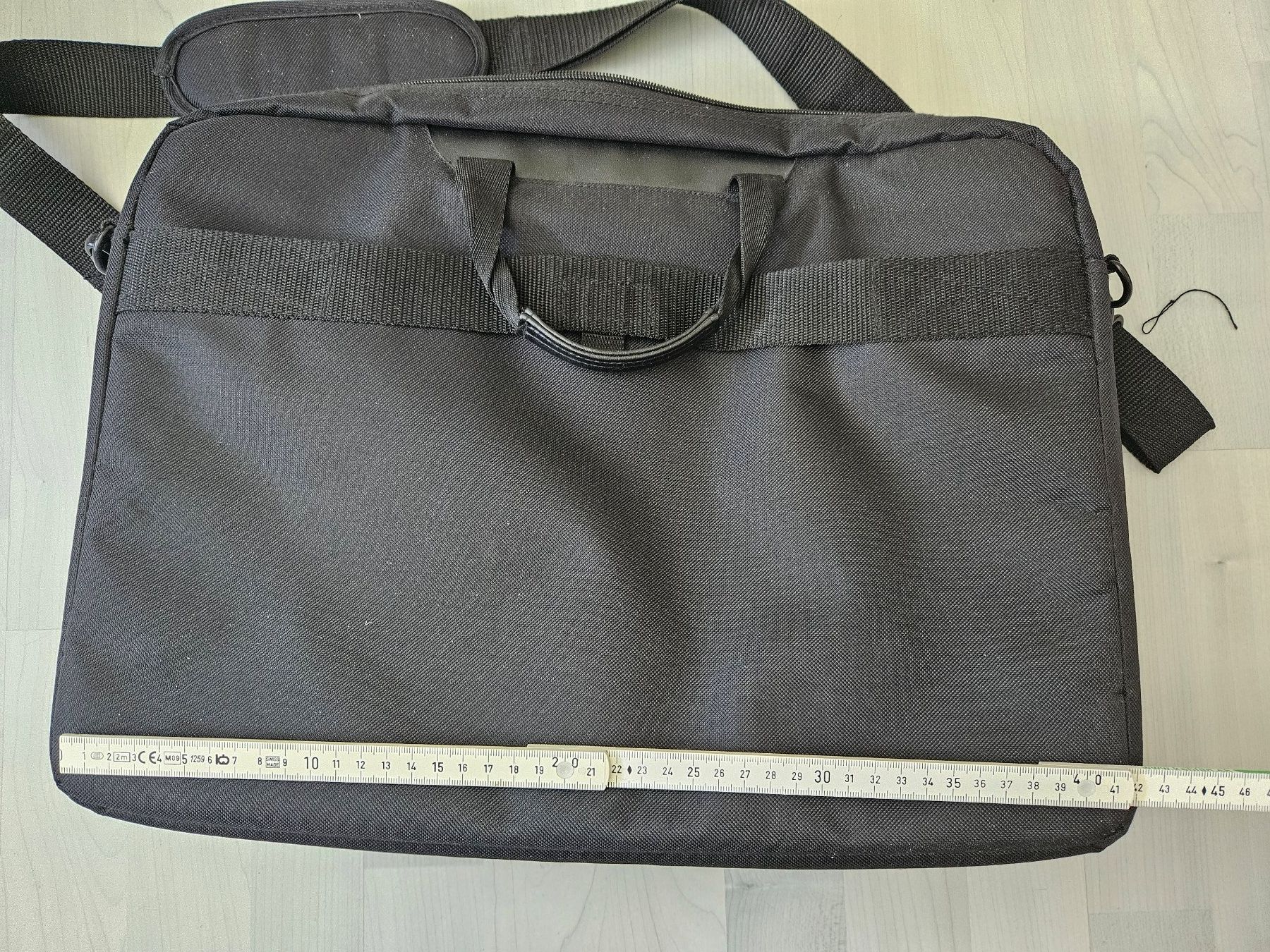 Asus Taschen: Laptoptasche gross – Neu (gemäss Beschreibung) aus Wauwil von seriously3 3
