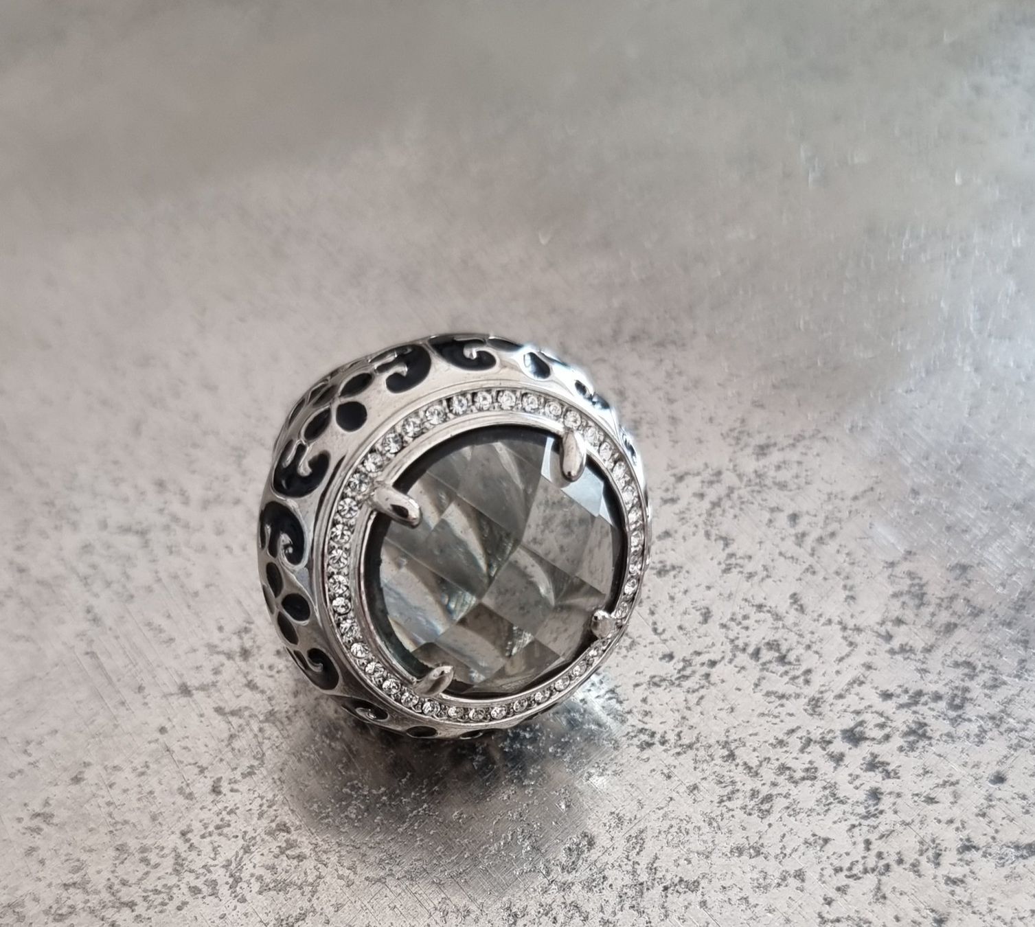 Bagues: Spezieller Ring, Gr. 17 – Neuf (Voir description) à Frauenfeld par Bleeddragon 1