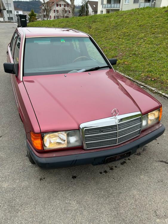 Mercedes-Benz 190e 2.3