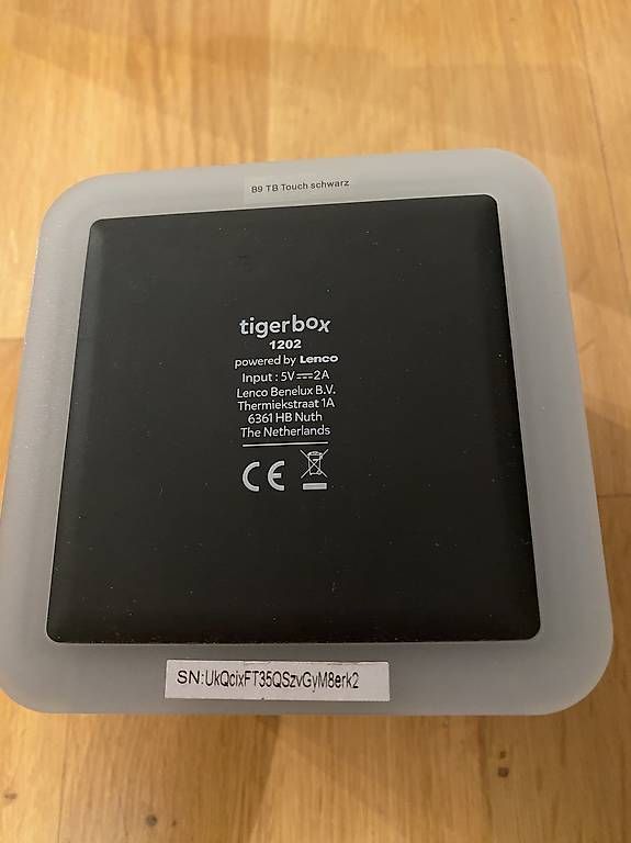 Tigerbox Sistemi audio & multimediali: Tigerbox Touch Schwarz-mit Gummischutzhülle und Ladekabel – Usato da Bern venduto da Mondol 3