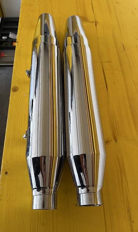 Harley-Davidson Échappements: Auspuff Harley Davidson – D'occasion à Wohlen AG par Capo13