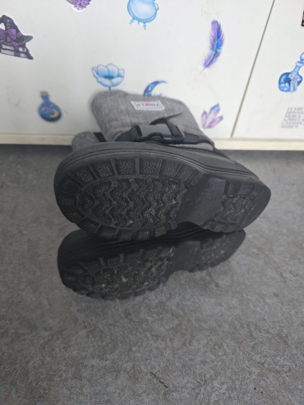 Stonz Scarpe per ragazzi: Stonz Schneeboots 13 – Nuovo (secondo la descrizione) da Ebikon venduto da TessStoran 3