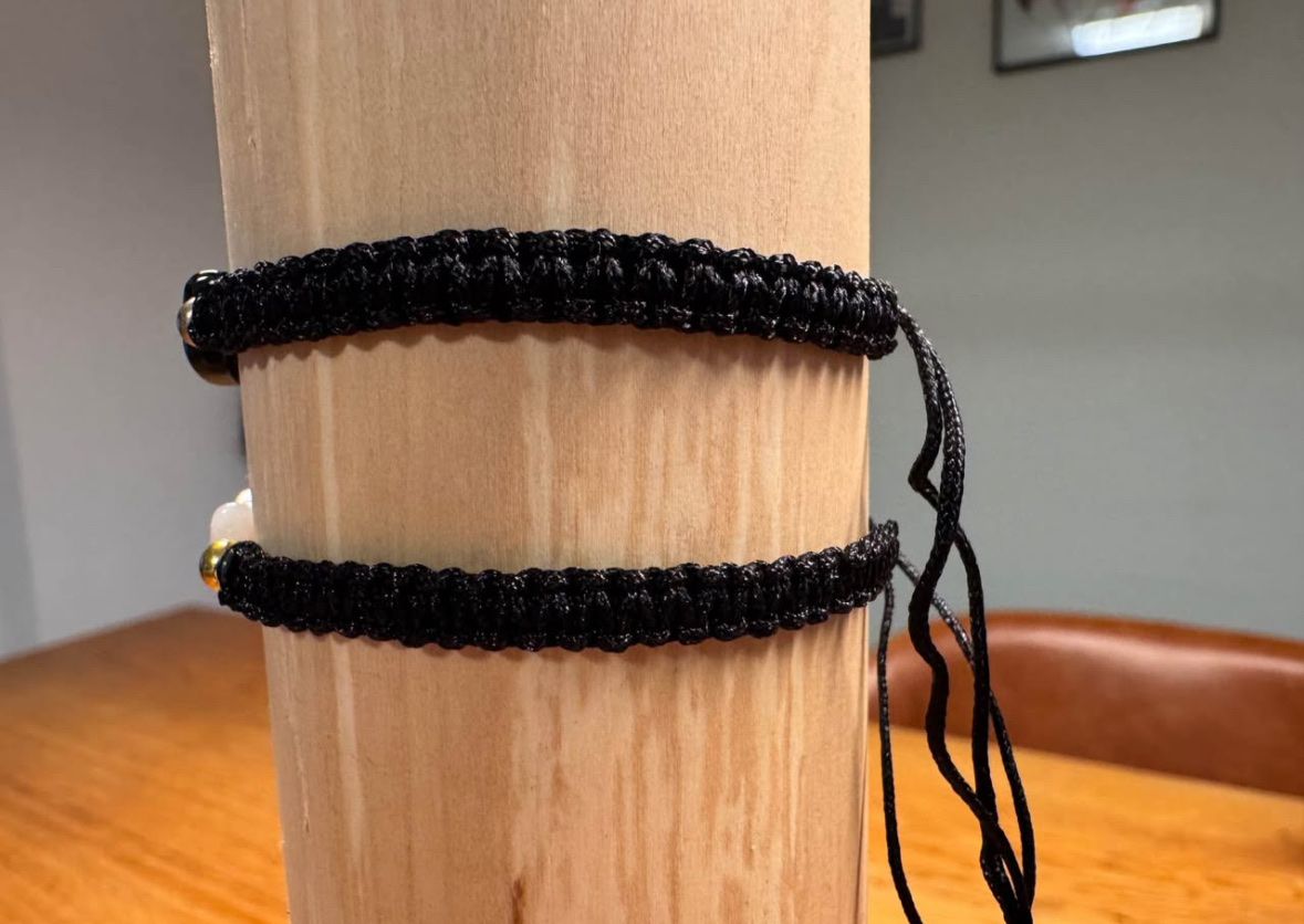 Armbänder & -reifen: 2x Katzen Armband geknüpft – Gebraucht aus Niederbüren von Oetschli 5