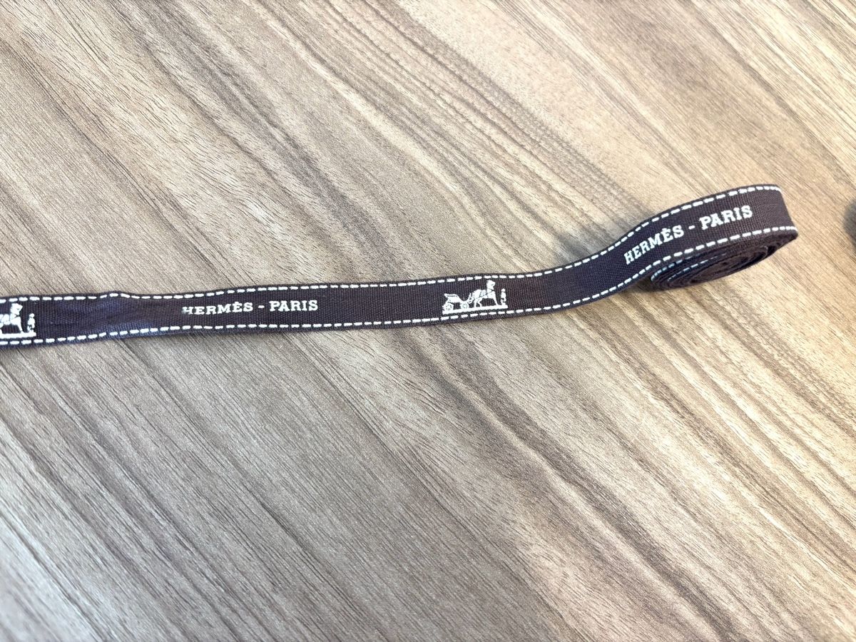 Hermès Borse: Hermes Ribbon from Different Years!  – Nuovo (secondo la descrizione) da Winterthur venduto da Atelier.W.Maison 3