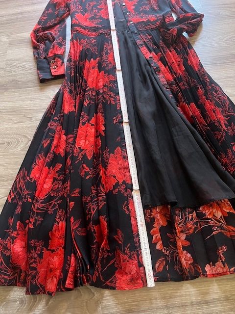 Kleider: Reserved Maxihermkleid Gr 34/36 tragbar – Neu (gemäss Beschreibung) aus Neerach von romiping 2