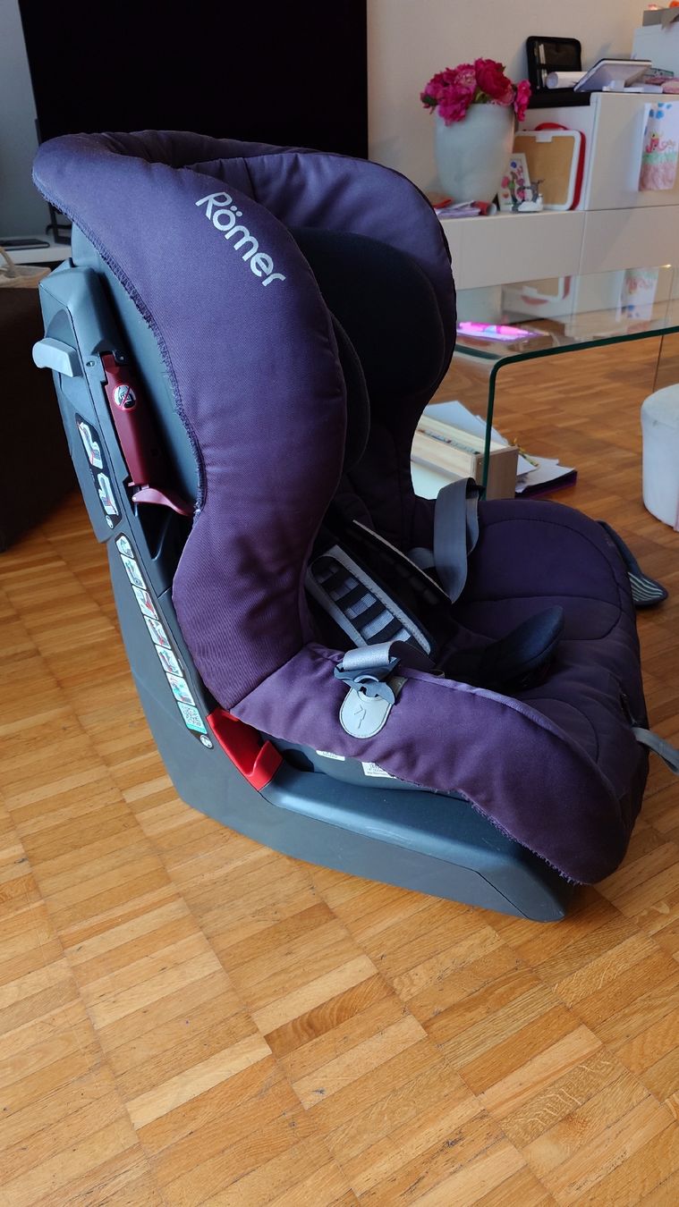 Britax Römer Seggiolini per auto: Britax Römer King Plus Kindersitz 9-18kg – Usato da Zürich venduto da bab_0804