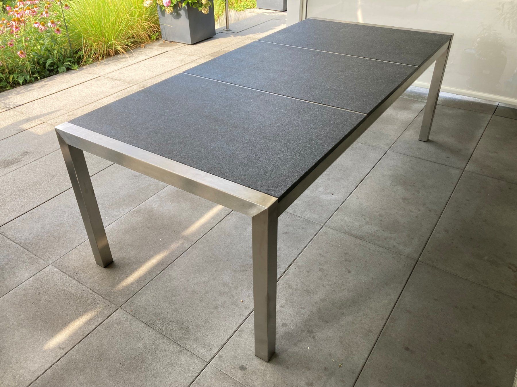Tische: Gartentisch Edelstahl/Granit Anthrazit – Gebraucht aus Brittnau von CRU26