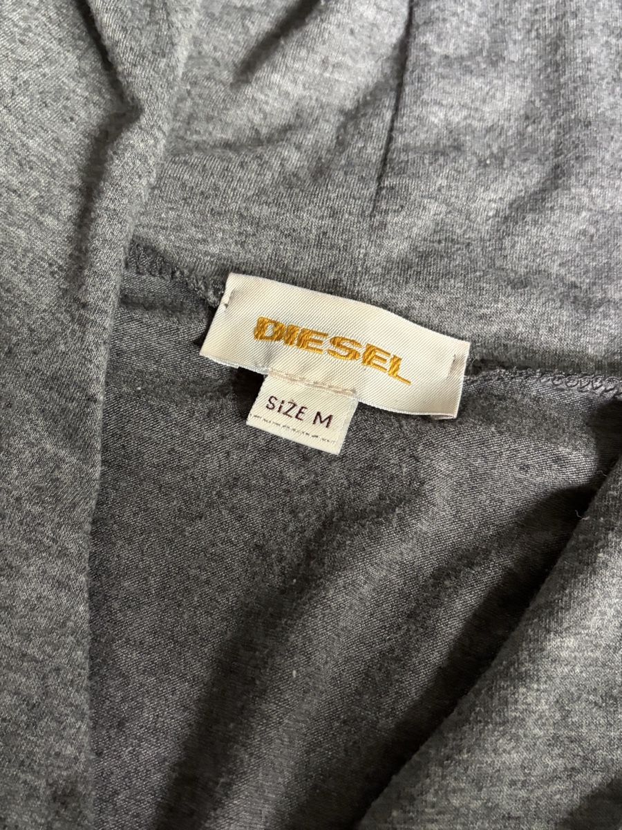 Diesel Maglioni & Felpe: Diesel Hoodie Grösse M Grau  – Nuovo (secondo la descrizione) da Zürich venduto da megastored 1