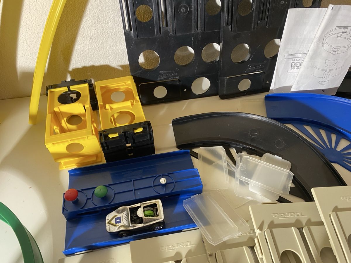 Giocattoli: Darda Bahn mit Auto – Usato da Winterthur venduto da ben_9vxx 2