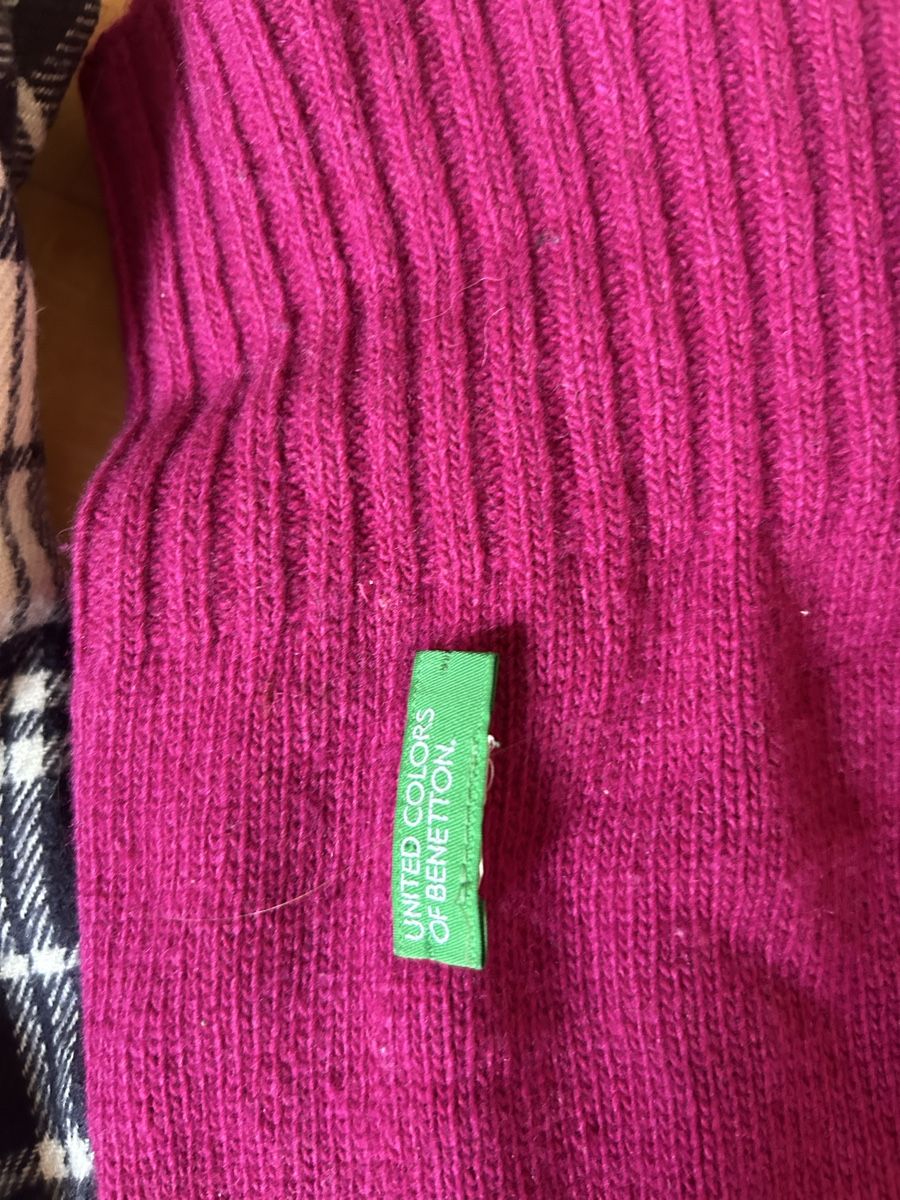 Benetton Foulard & Sciarpe: Schal Set, Benetton pink + Karierter Schal – Usato da Hombrechtikon venduto da sarmatka 1