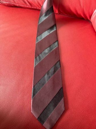Hugo Boss Herren-Krawatte – 100 % italienische Seide