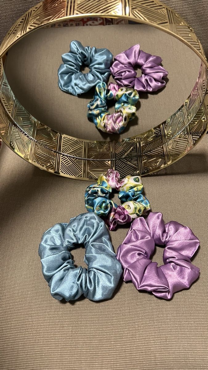 Accessori per capelli: Haargummis   verschiedene Farben, neuwertig. – Nuovo e nell'imballaggio originale da Beringen venduto da BEBILI