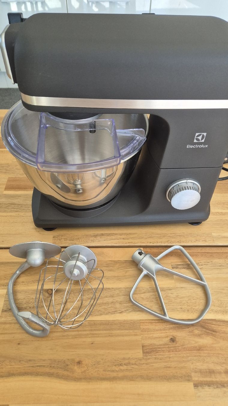 Electrolux Elettrodomestici da cucina: Electrolux Küchenmaschine BPT Create 5 E5KM-4BPT Black Pearl – Usato da Romanshorn venduto da Eleony 4