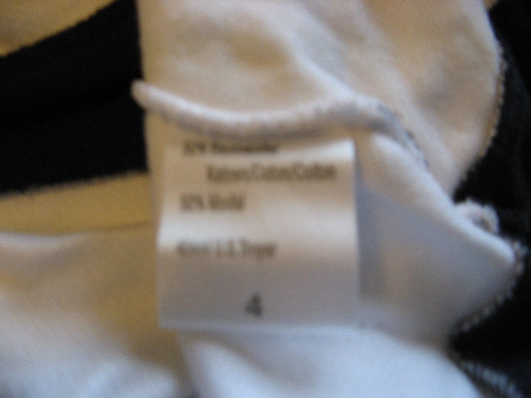 Pullover & Sweatshirts: Pulli mit Reissverschluss Gr. M oder Gr. 44 – Gebraucht aus Zürich von apil 6