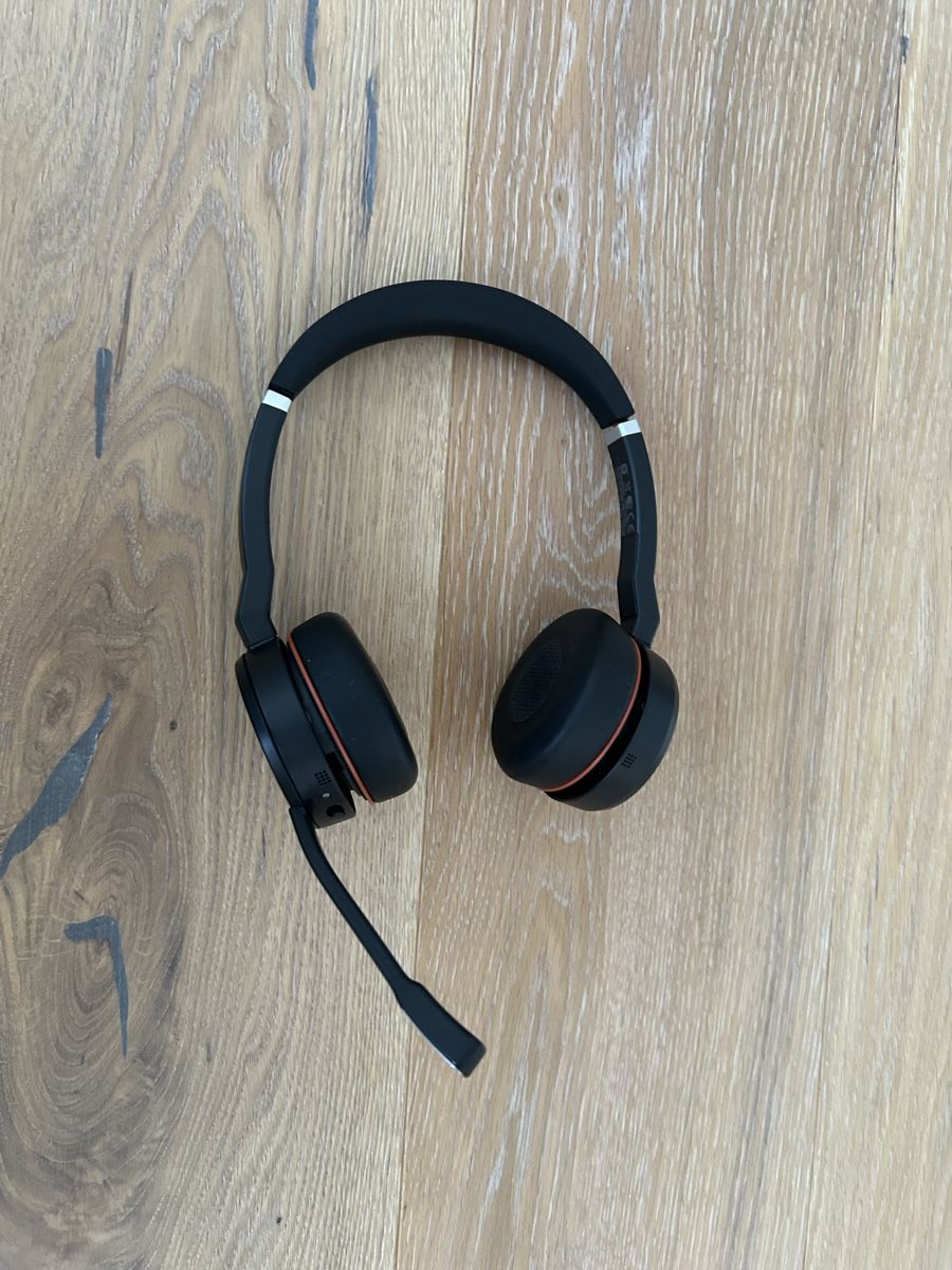 Jabra Kopfhörer: Jabra Evolve Headset mit Ladekabel und Case – Gebraucht aus Oberkirch LU von artbar 1
