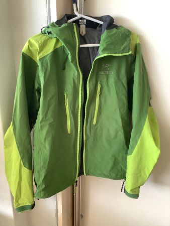 Arcteryx - Outdoor - Bergsport - Regen - Jacke  /  Gr. M