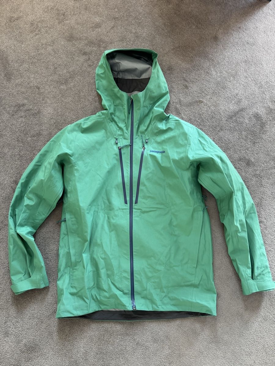 Skis: Patagonia M gore tex – Gebraucht aus Buchrain von Jasikistler