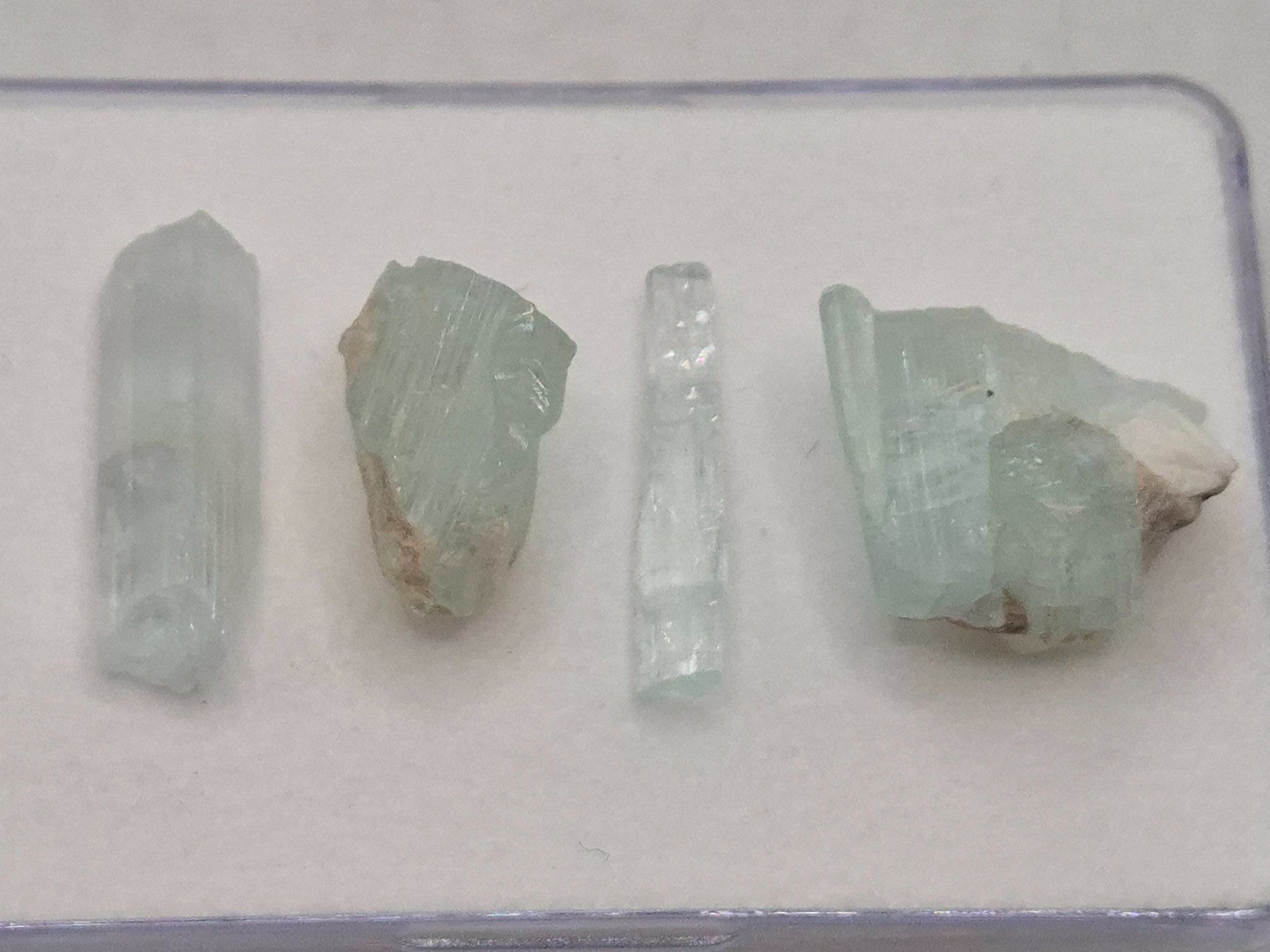 Mineralien & Heilsteine: Lot Aquamarin roh total 19.7ct. – Neu und originalverpackt aus Winterthur von LukasMineralienOase