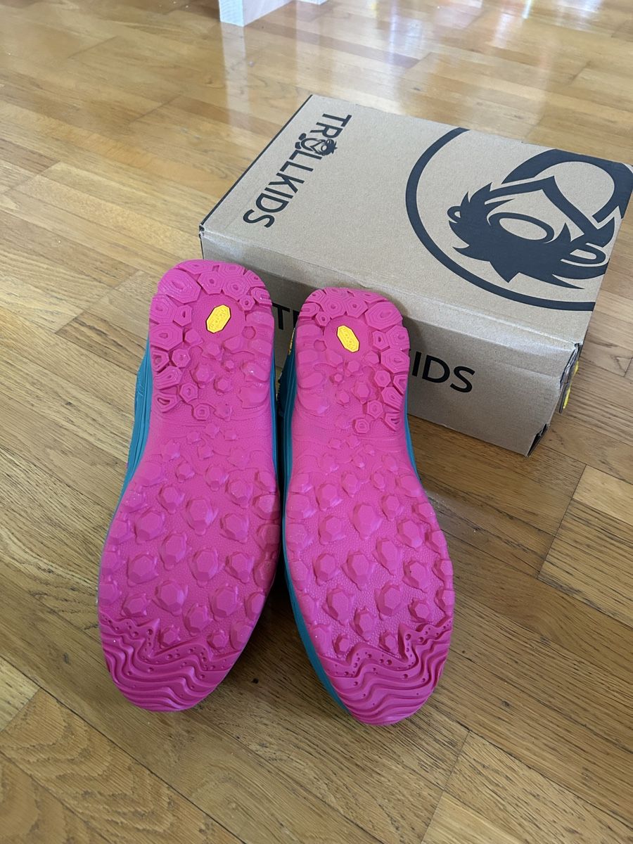 Scarpe per ragazze: Trollkids Wanderschuh Gr. 40 – Nuovo e nell'imballaggio originale da Goldiwil (Thun) venduto da chrigle24 1