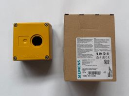 Siemens 3SB3 801-0AB3 Leeres Gehause, Gelb / NEU -Unbenutzt!