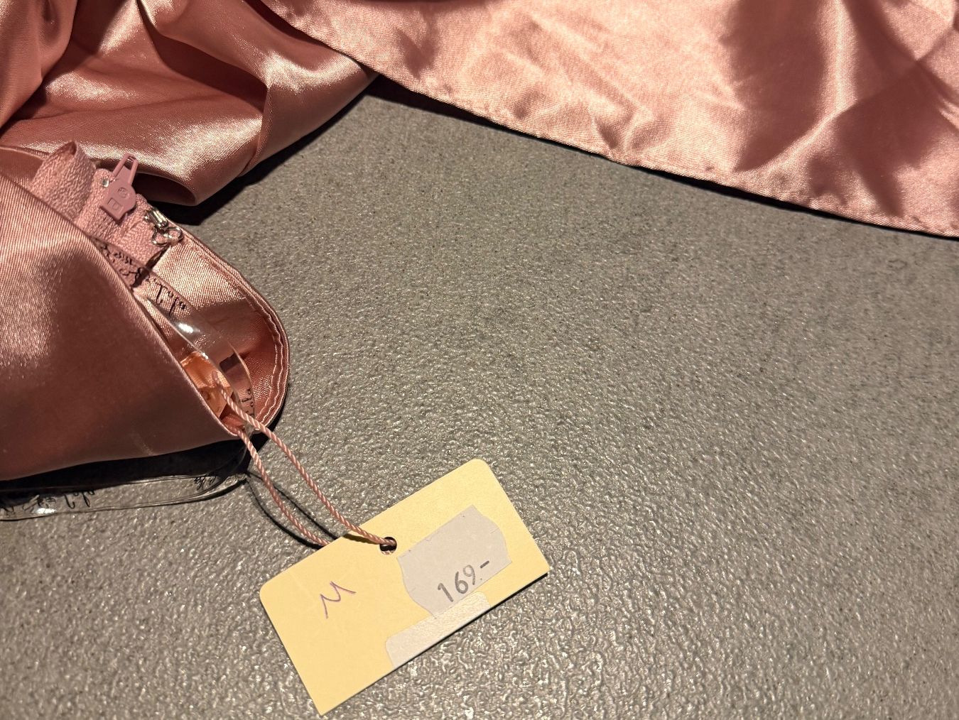 Vestiti: Edles festliches Kleid NEU – Nuovo e nell'imballaggio originale da Merenschwand venduto da mur_ygh9 2