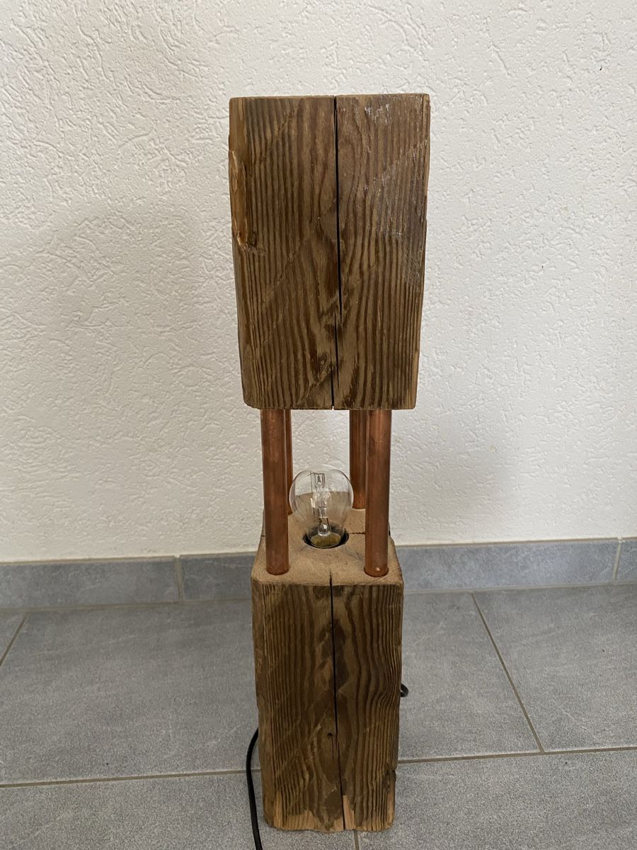 Lampade: Unikat Handgemachte Massiv-Holz Lampe – Nuovo (secondo la descrizione) da Selzach venduto da Sangel88