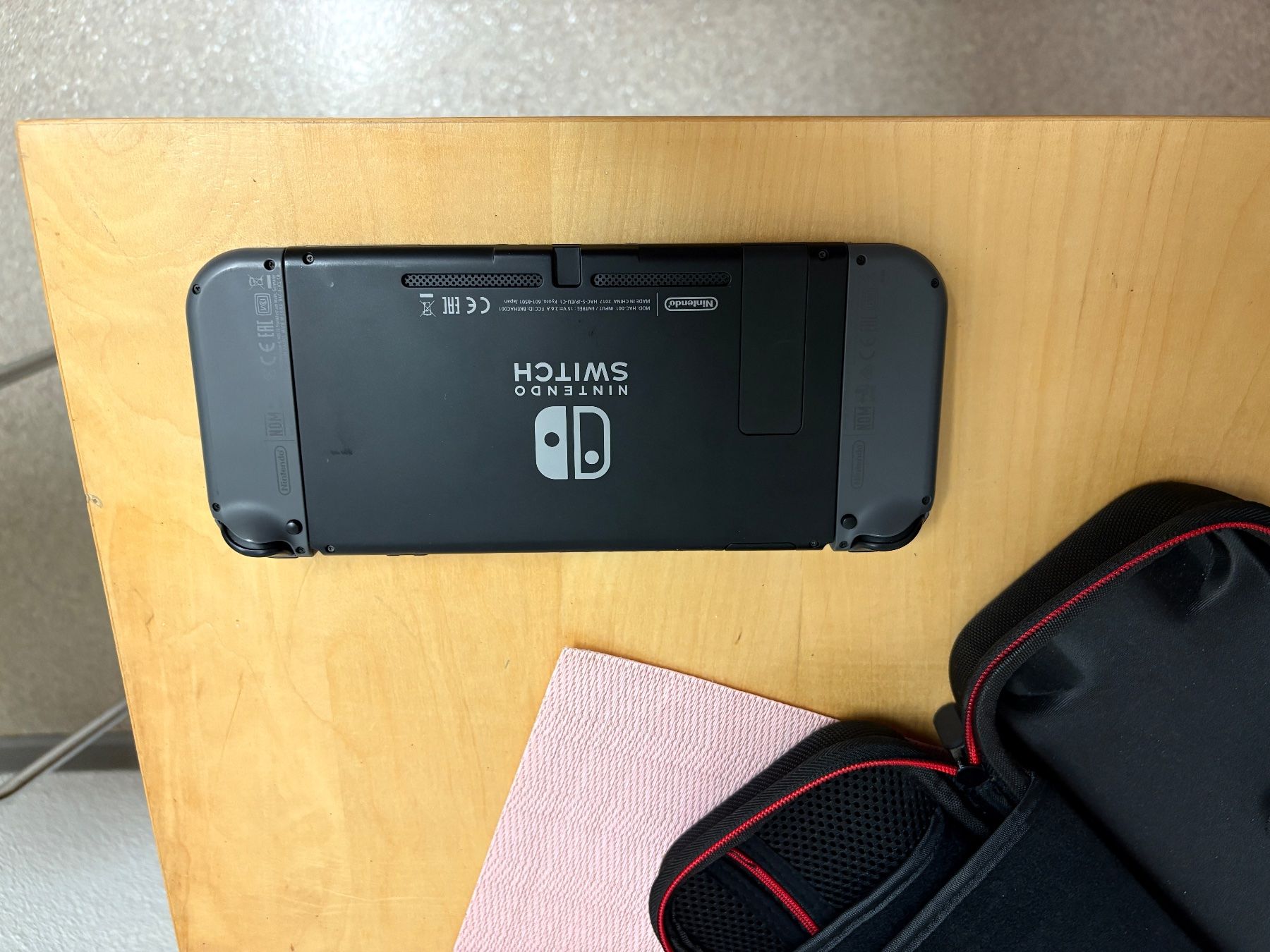 Nintendo Console: Nintendo Switch – Usato da Zürich venduto da Herbsi 1