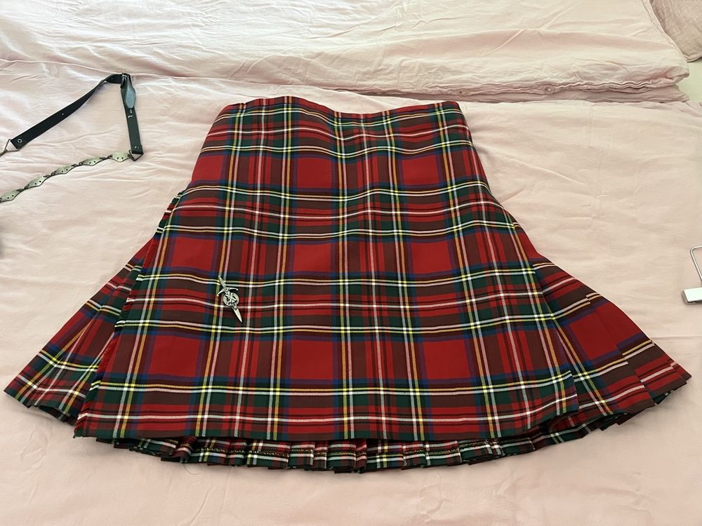 Ensemble Kilt Écossais Homme Authentique Complet – Kilt 5m Acrylique, Sporran Cuir, Plaid, Broche, Flashes & Sporran