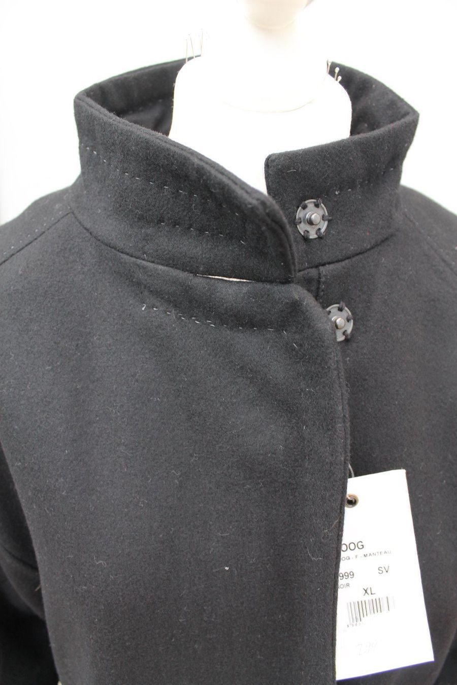 Mäntel: Manteau noir marque SUN VALLEY Fr. 299.- – Neu und originalverpackt aus Agiez von chouchanelle 2