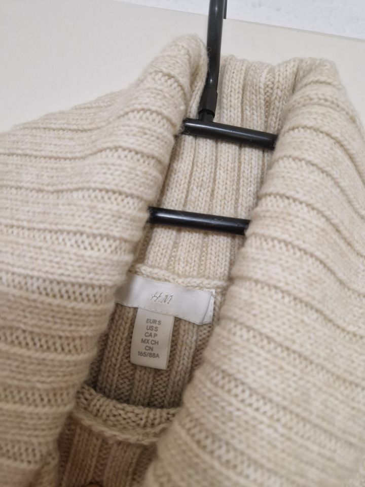 H&M Maglioni & Felpe: H&M Damen oversized Pullover S – Usato da Tägerwilen venduto da makcode09 1