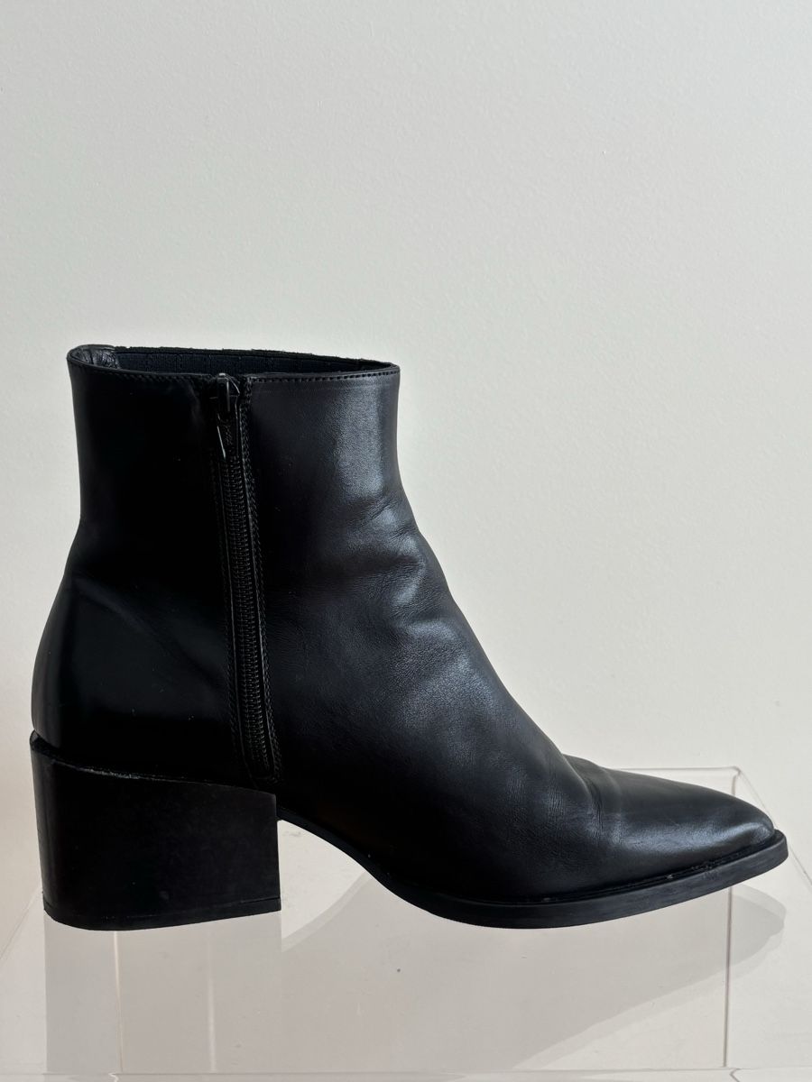 Scarpe da donna: Bottines Pertini cuir noir (40) – Nuovo (secondo la descrizione) da Lausanne venduto da HelenaK 1