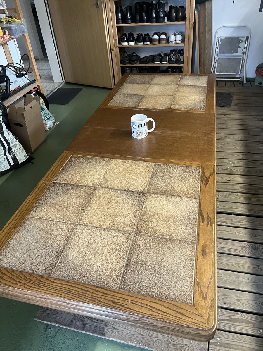 Tables: Couchtisch und Esstisch – D'occasion à steinmaur par rog_m9n9 1