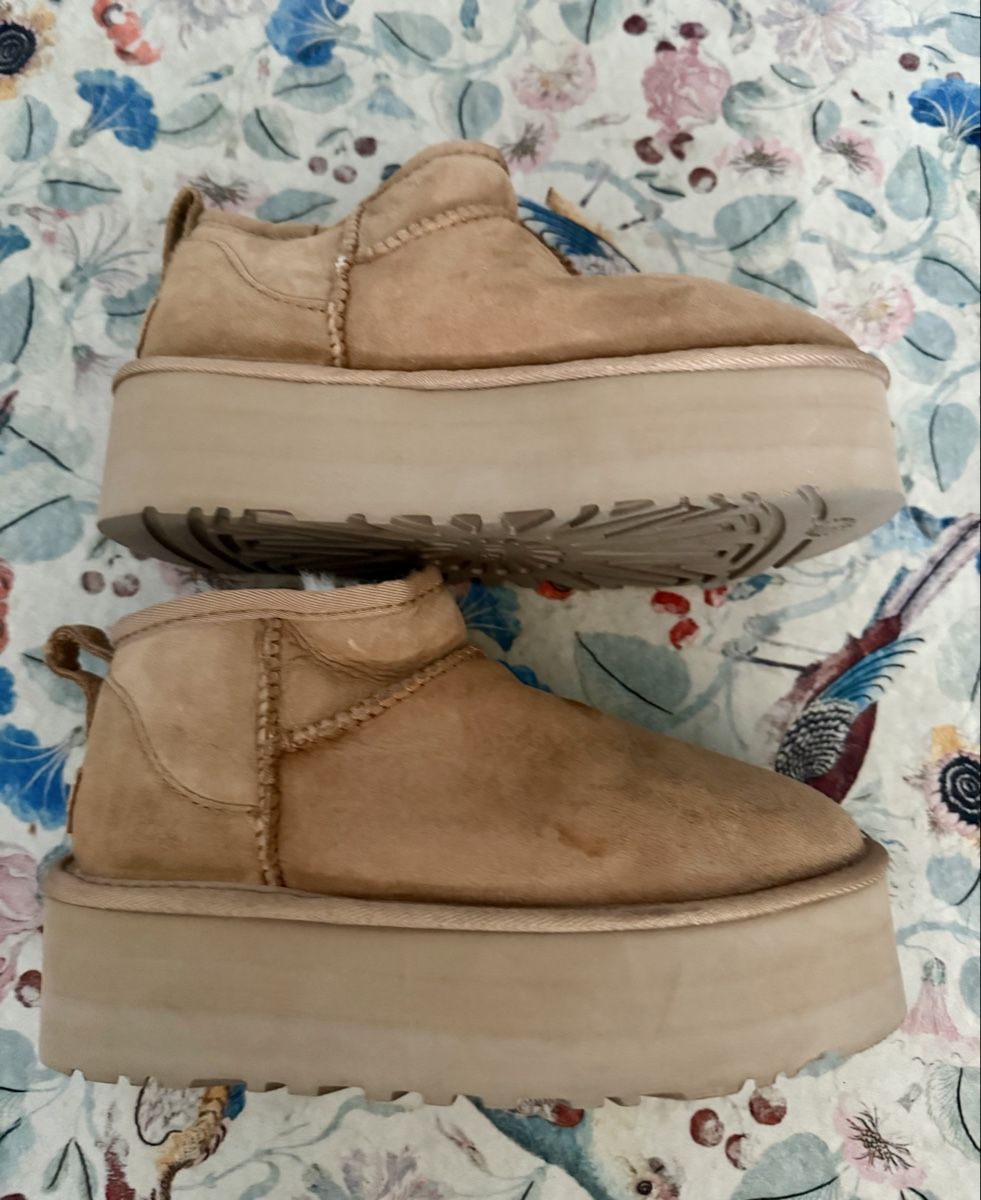 Ugg Scarpe da donna: NEU UGG Plateau Stiefeletten 39 – Nuovo (secondo la descrizione) da Unterengstringen venduto da Blingbling537 1