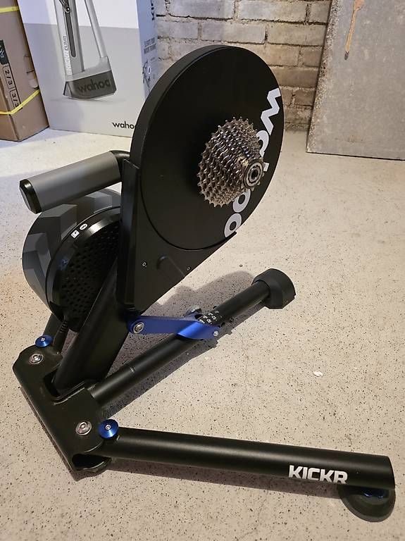 Hometrainer: Wahoo Kickr V5 & Wahoo Climb – Usato da Busswil BE venduto da sanchez1zehcnas