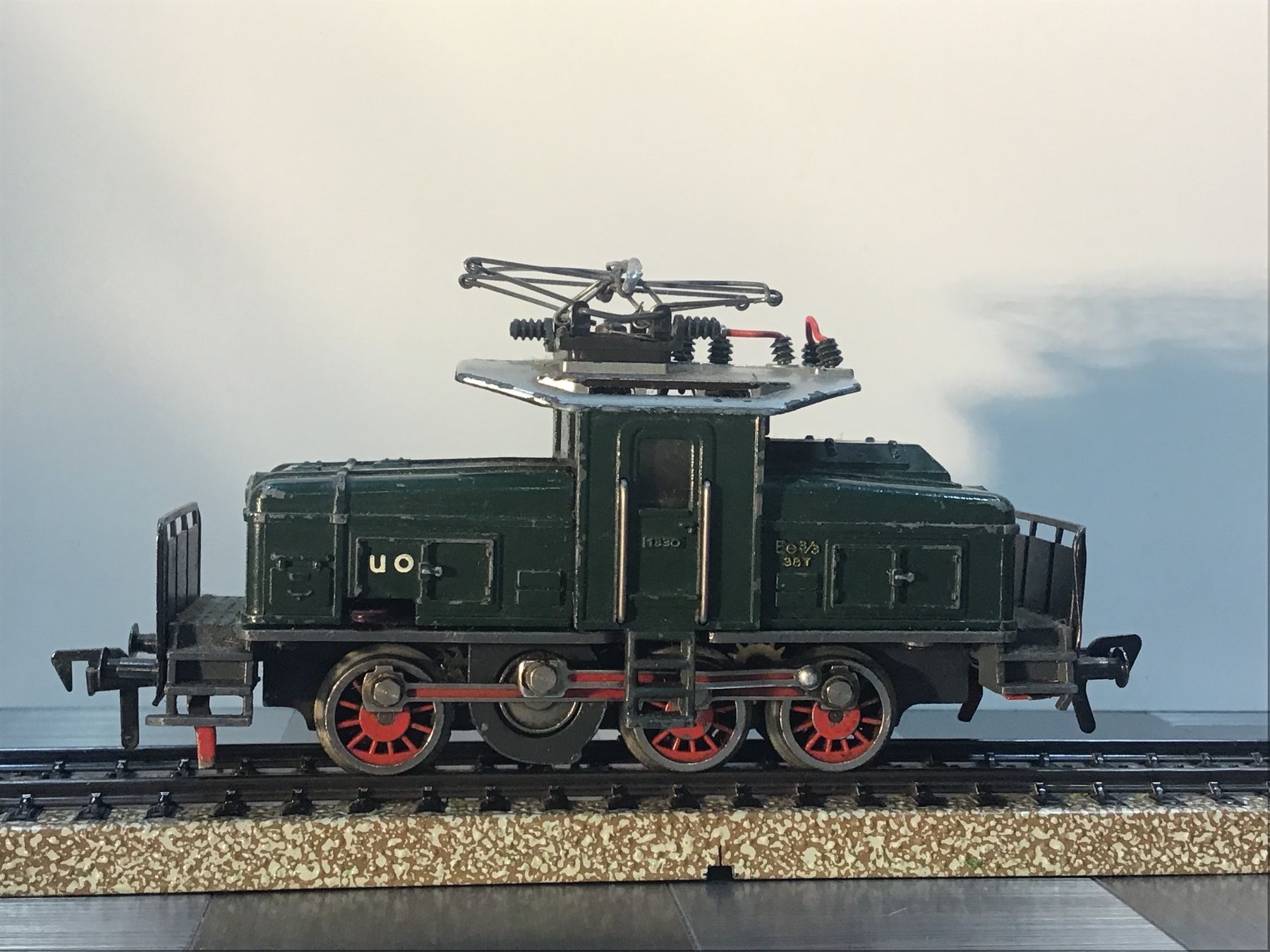 Fleischmann Modellini di ferrovie: FLEISCHMANN LOKOMOTIVE SPUR H0 – Usato da Männedorf venduto da Spezial-Modelle