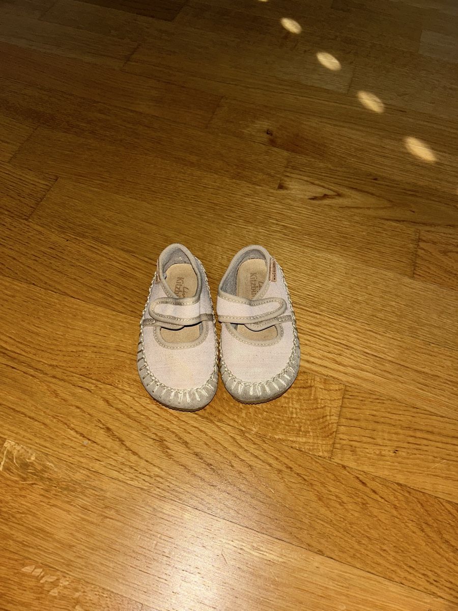 Scarpe per ragazzi: Halbschuhe Living Kitzbühel Gr. 24 – Usato da Rümlang venduto da Flipper26