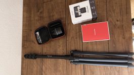 Pivo Pod Silver Smartphone Mount mit Stativ und Zubehör