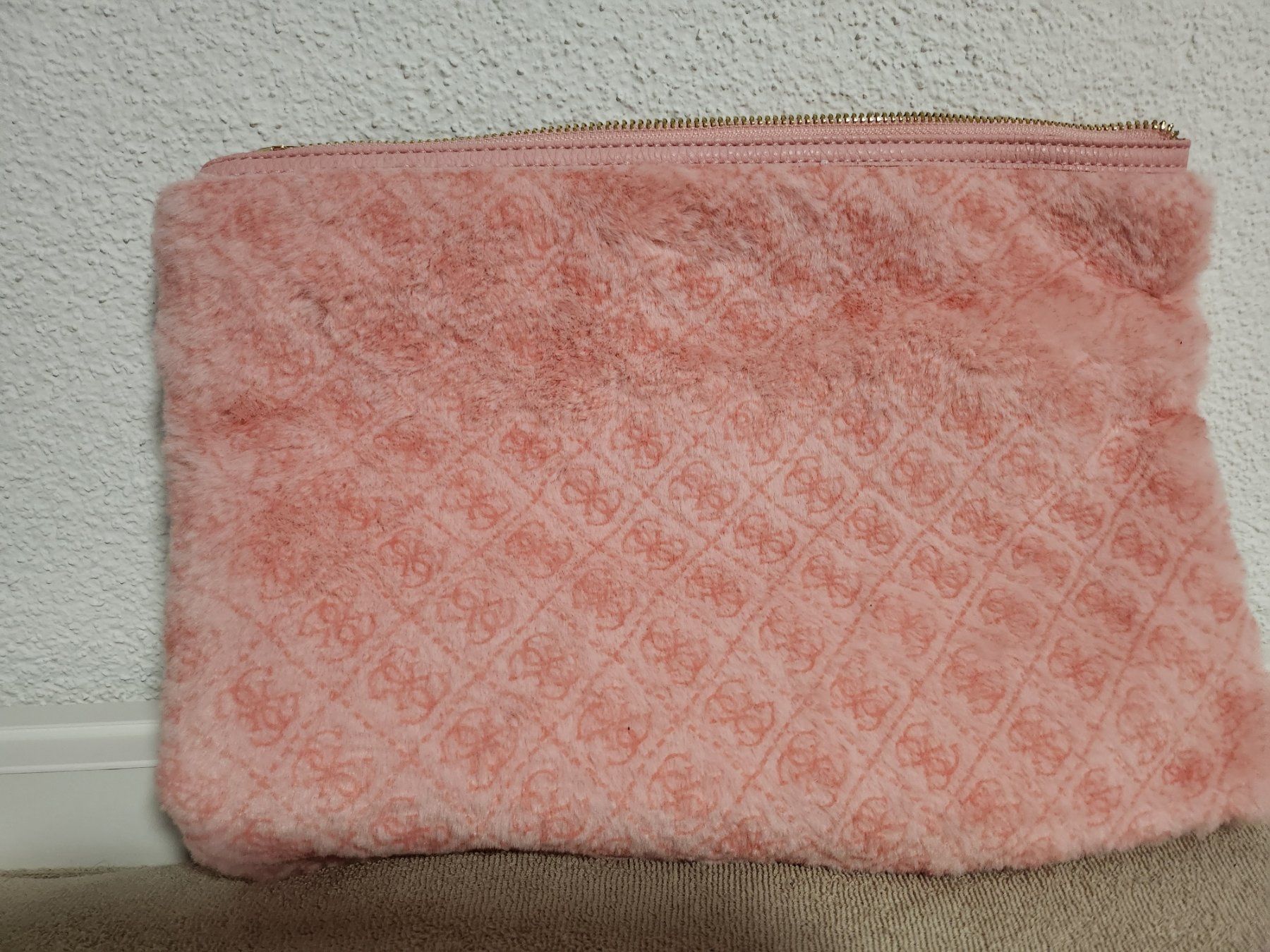 Guess Taschen für Damen: Guess Clutch – Neu (gemäss Beschreibung) aus Kefikon TG von Livline 1