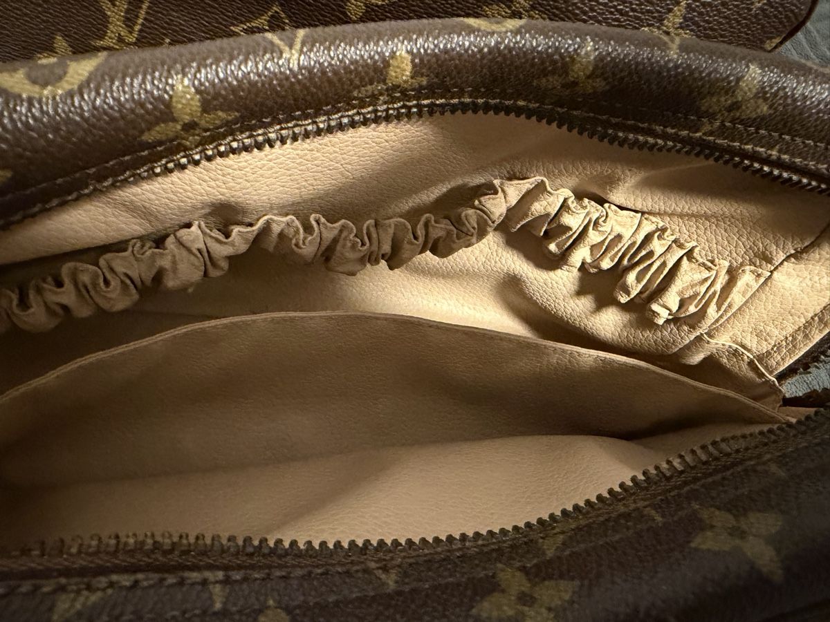 Louis Vuitton Taschen: Trousse de toilette Louis Vuitton – Defekt aus Corbeyrier von ant_2r6l 2