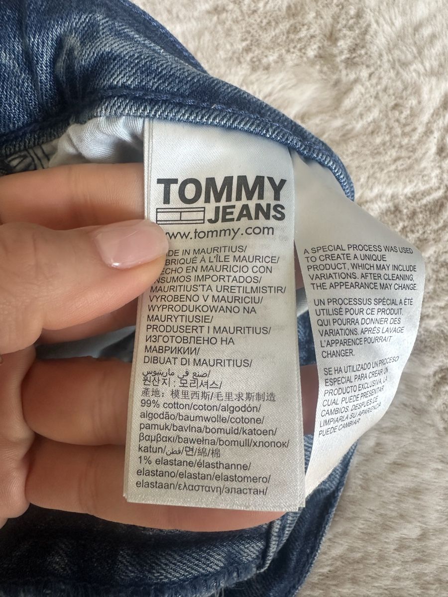 Tommy Hilfiger Jeans: Tommy Jeans, Gr. 32/34, Slim NEU – Nuovo (secondo la descrizione) da Freienbach venduto da SandraN. 4