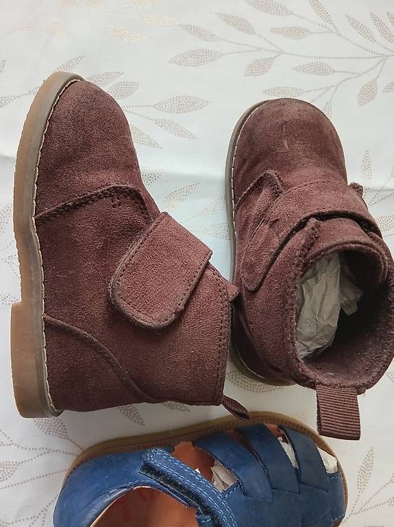 Crocs Chaussures garçon: Lot de 9 chaussures – D'occasion à Lausanne par sim_h5jb 1