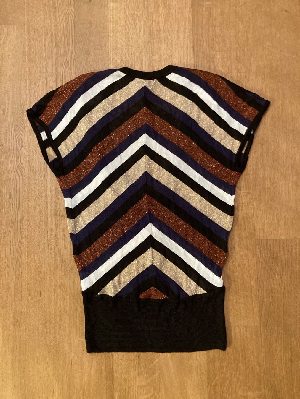 H&M Tops: H&M Top – Gebraucht aus Zürich von san_qzr2 1