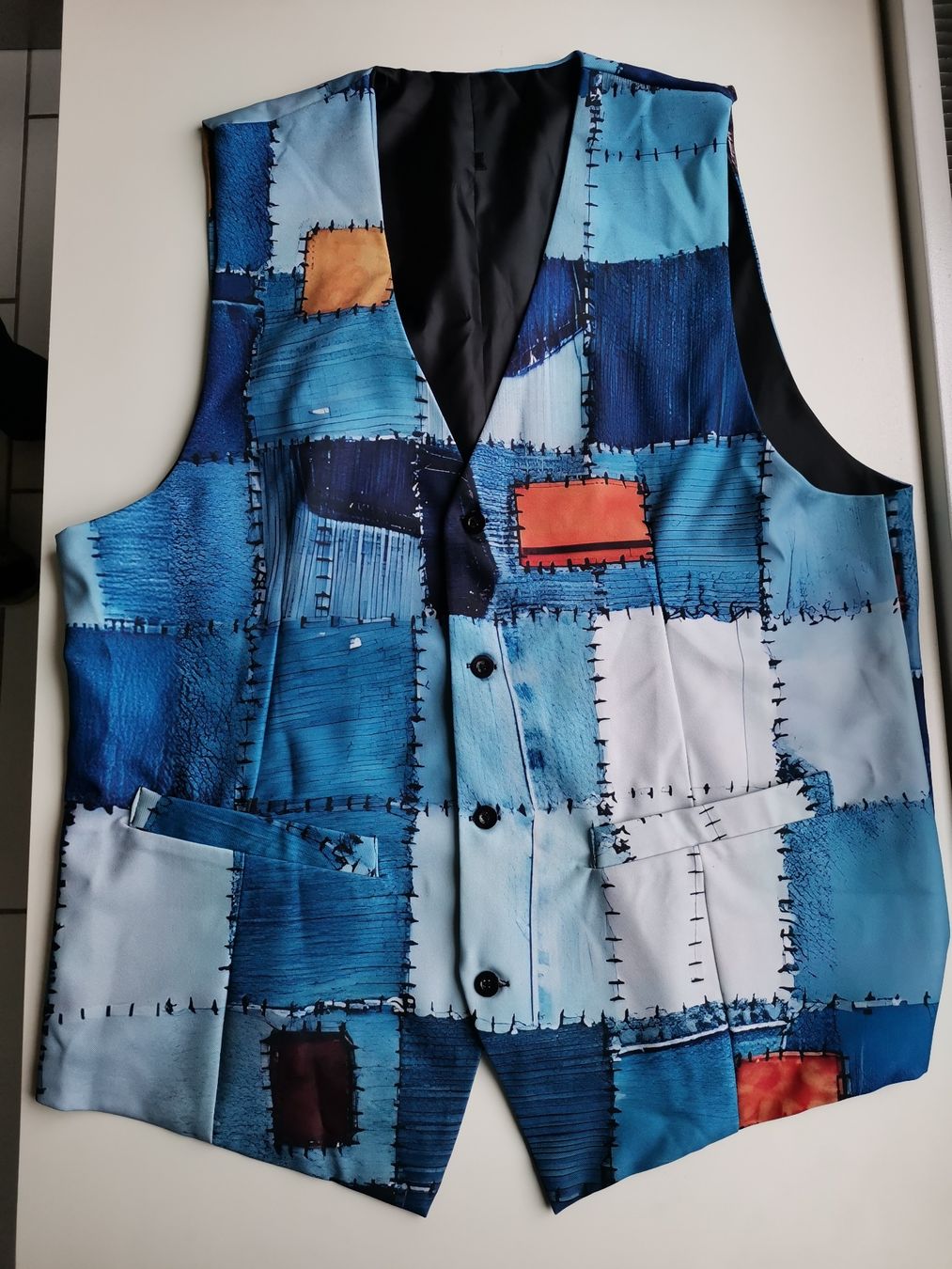 Gilet & Giacche: Herren-Gilet / Patchwork-Stil/ Gr.XXL /NEU! – Nuovo (secondo la descrizione) da Luzern venduto da adonairo